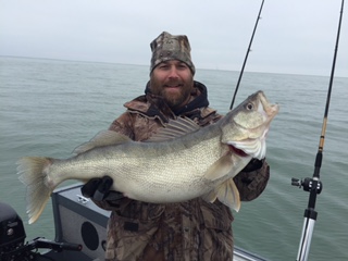 lake erie walleye charters